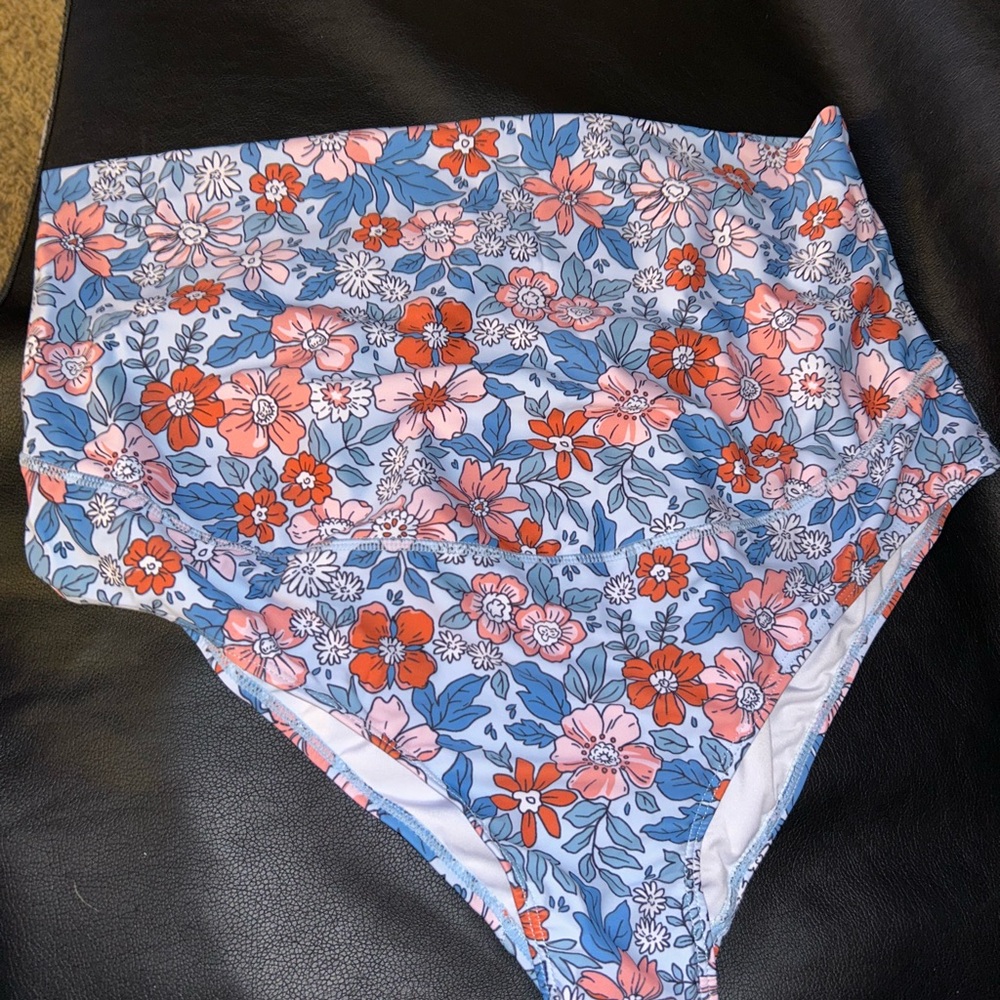 NWT! Floral Maternity Swim Dress - Picture 7 of 8